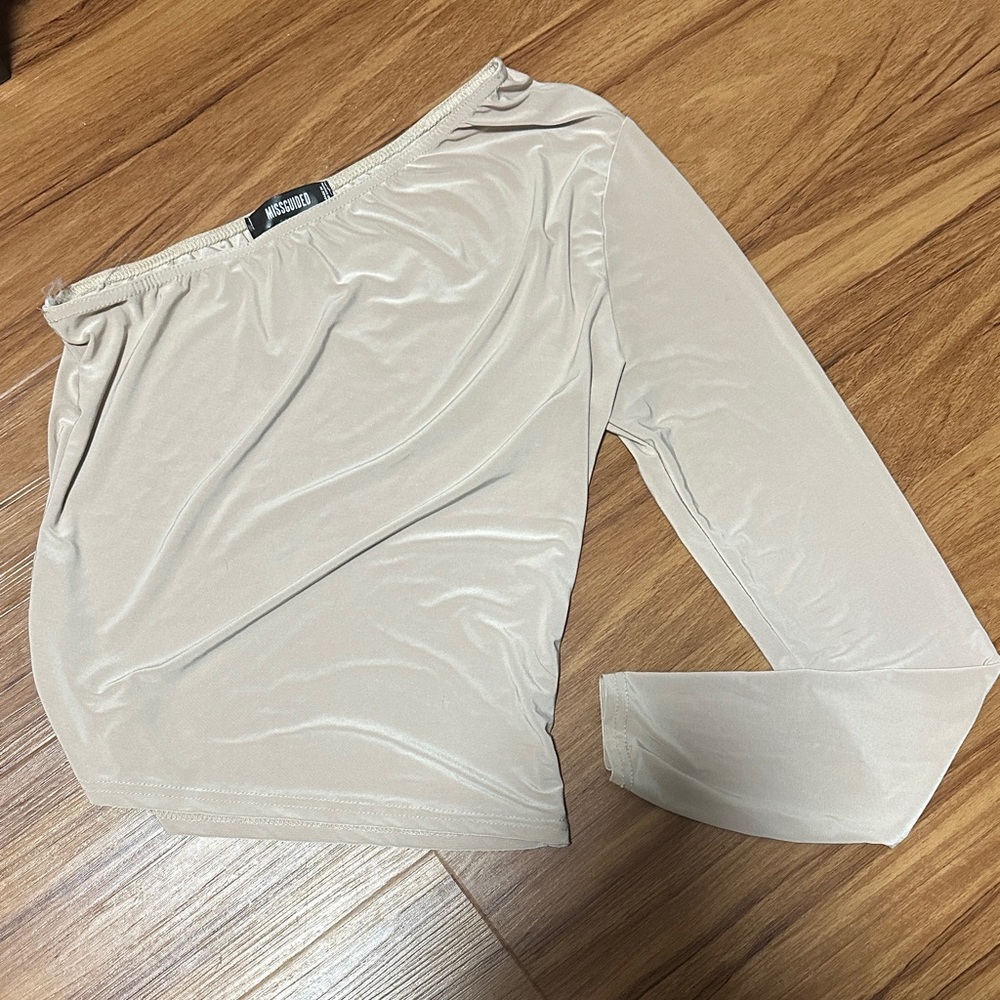 Missguided Beige One-Shoulder Blouse